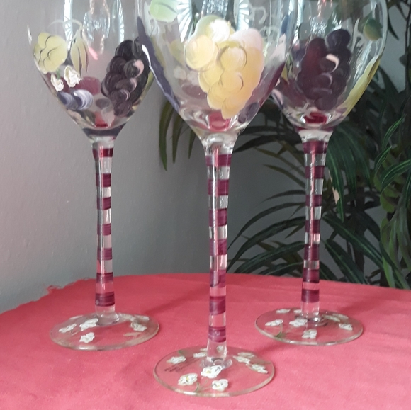 ❤❤🏡 NEW 3 SET GLASS OF WINE HAND PAINTED.  C 30 - Picture 5 of 14